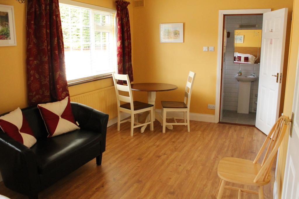 Seacourt Accommodation Tramore - Adult Only Quarto foto